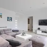 Anamarija Holiday home *